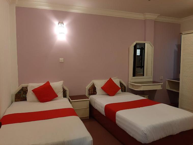 G City Hotel Teluk Intan Ngoại thất bức ảnh